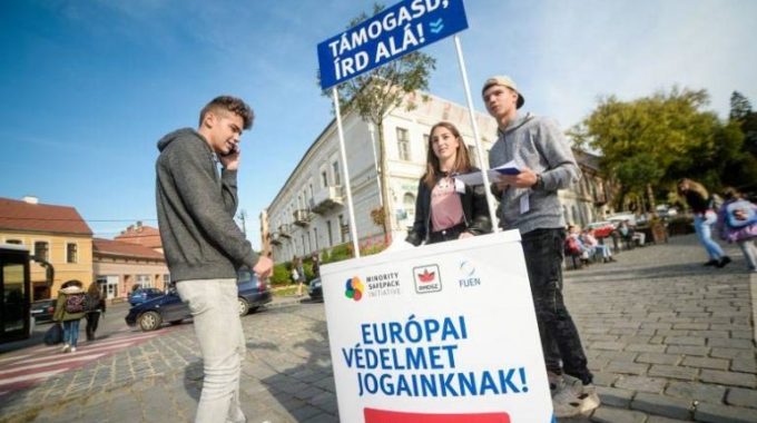 Somorján és Besztercebányán Is Leadhatóak A SafePack-aláírások
